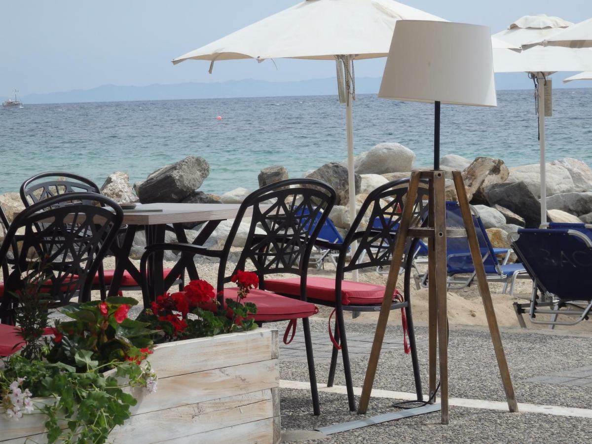 Nikiti Maisonette On The Beach By Luxlikehome Esterno foto