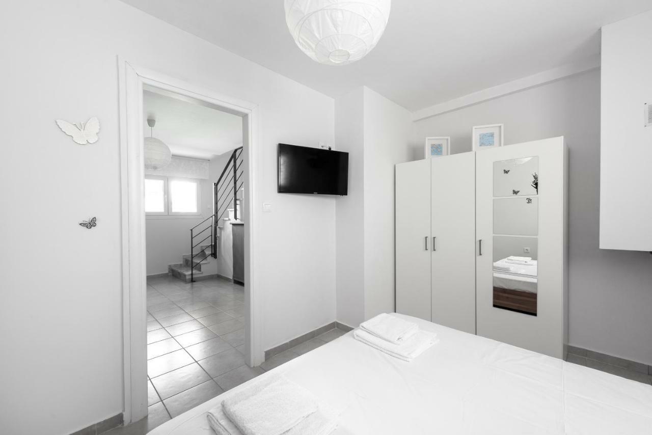 Nikiti Maisonette On The Beach By Luxlikehome Esterno foto