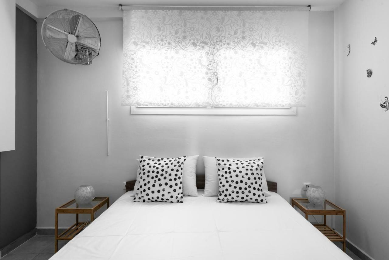 Nikiti Maisonette On The Beach By Luxlikehome Esterno foto