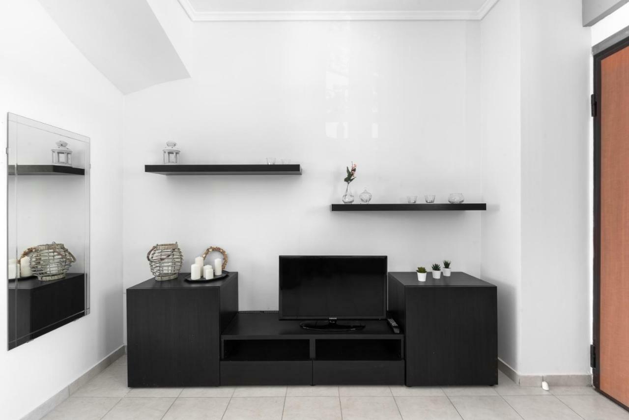 Nikiti Maisonette On The Beach By Luxlikehome Esterno foto